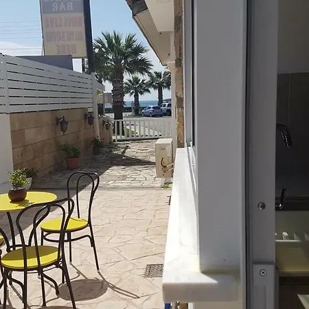 Zorbas No 3 Apartment Larnaca Exterior photo